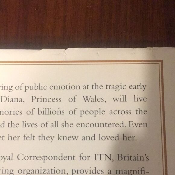 DIANA The Peoples Princess Book - Picture 3 of 7